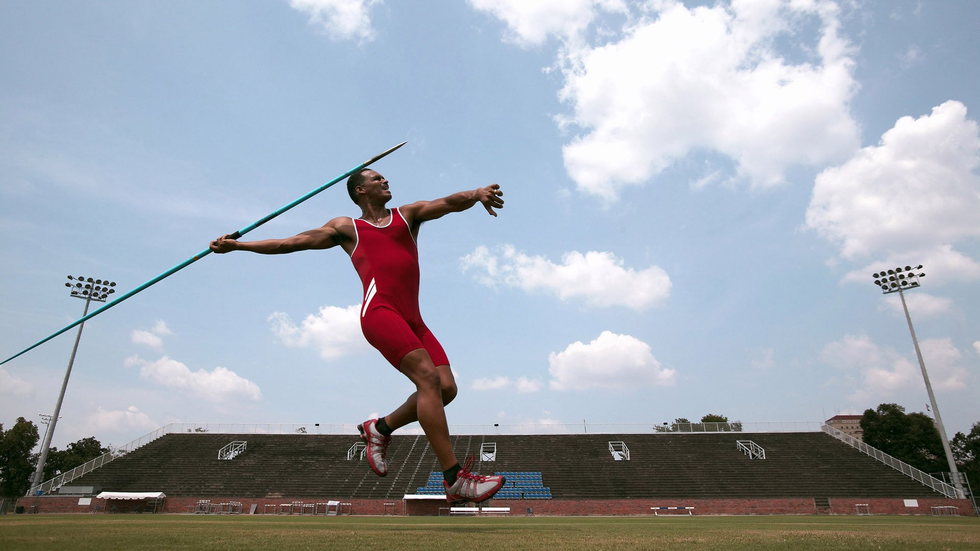 _勇士出手如神，迎来一波胜利潮_，勇士出击美国大片
